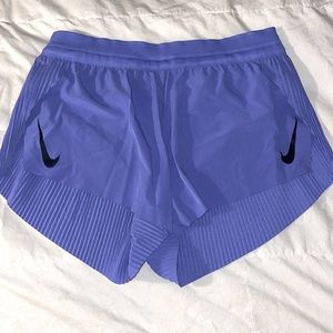 Nike aeroswift shorts size small
